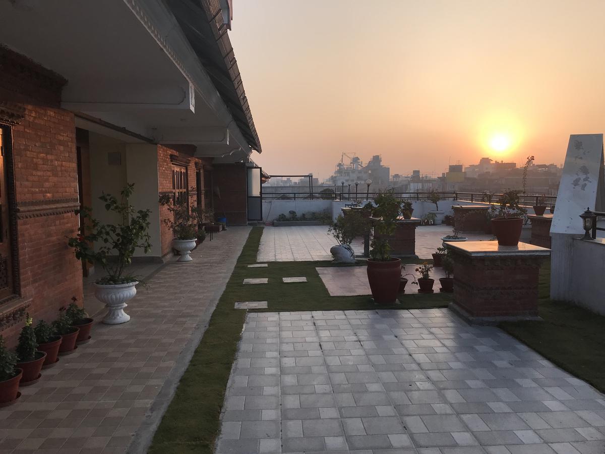 Dom Himalaya Hotel Катманду Екстер'єр фото