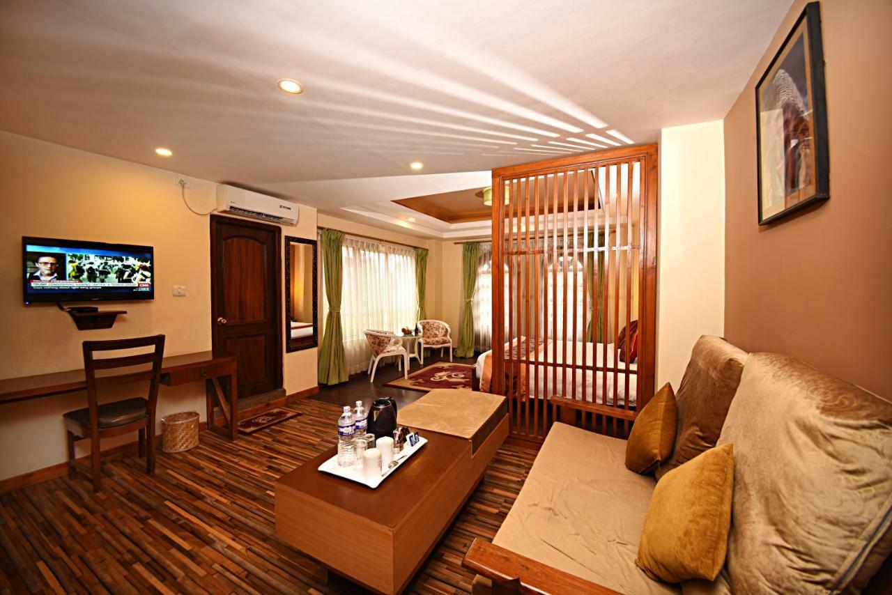 Dom Himalaya Hotel Катманду Екстер'єр фото