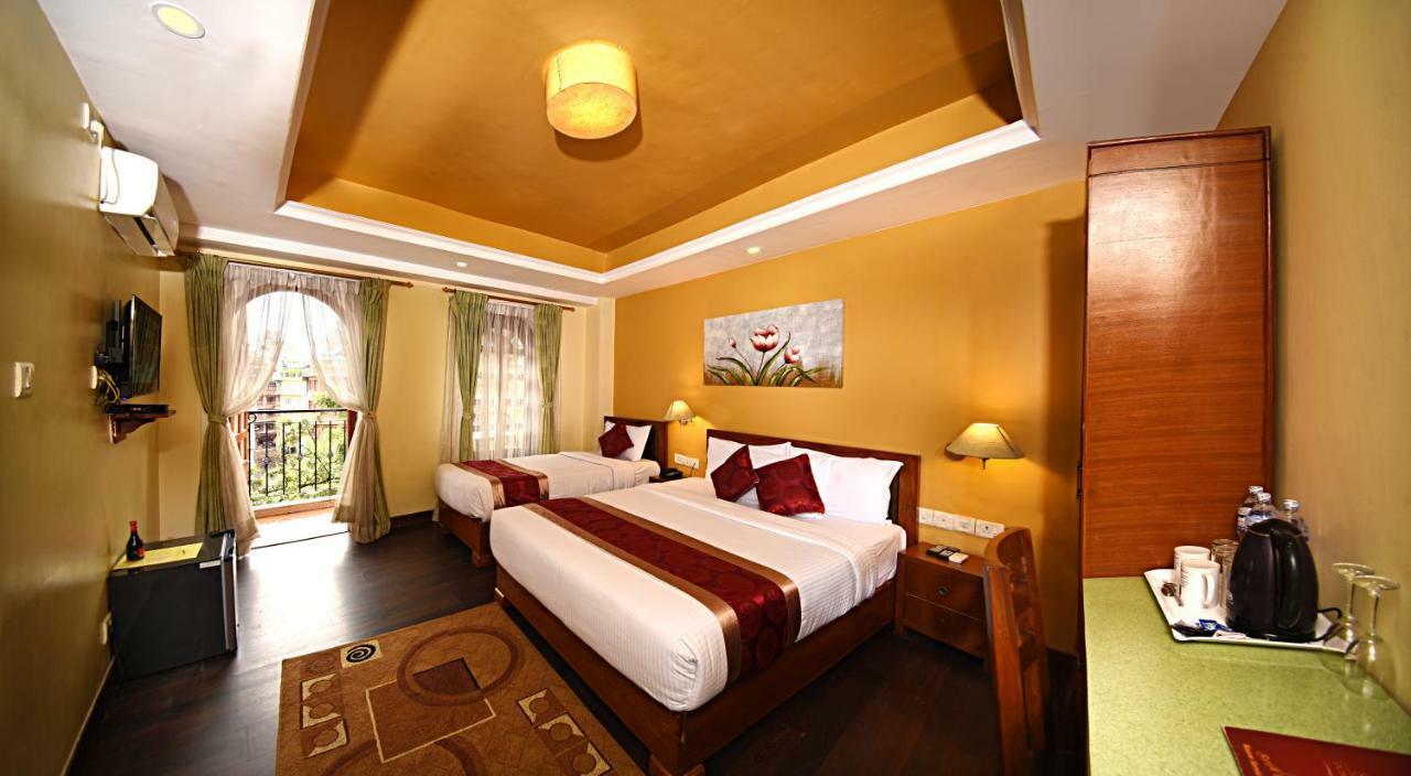 Dom Himalaya Hotel Катманду Екстер'єр фото