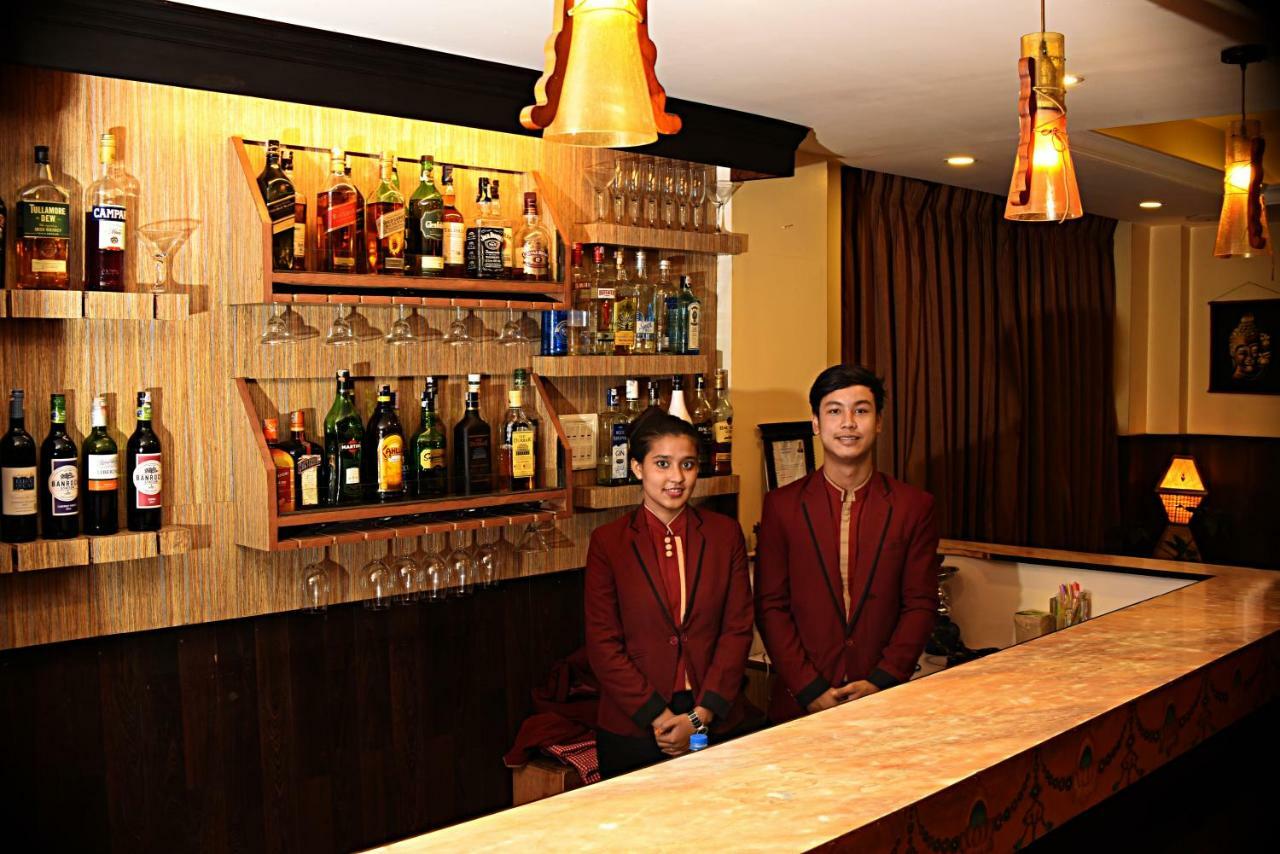 Dom Himalaya Hotel Катманду Екстер'єр фото
